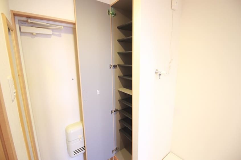 靴箱 サンブライト丹波口