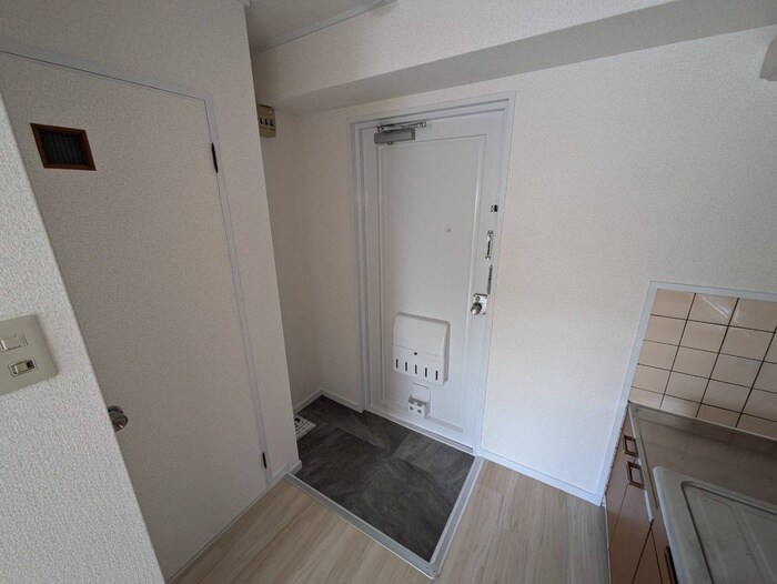 玄関 エスパス南巽