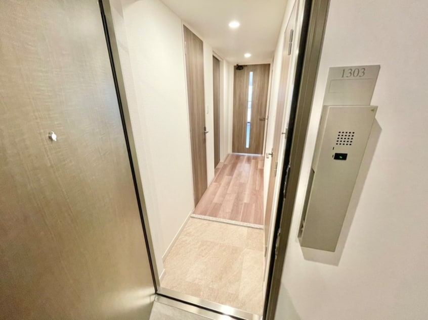 玄関 Metrosa谷町六丁目South