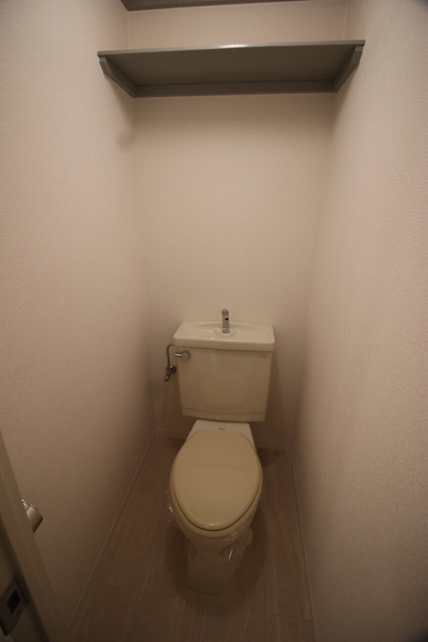 トイレ シャト－豊里