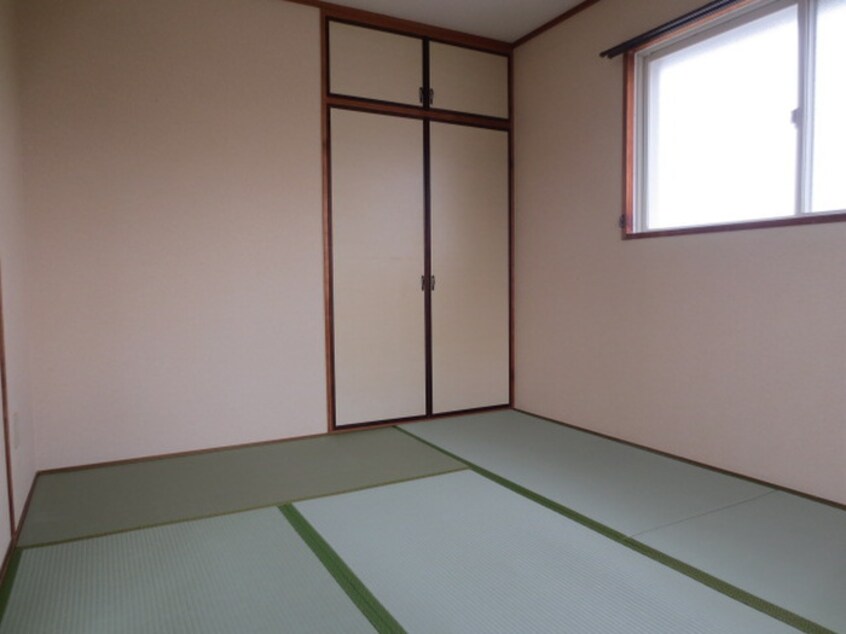 居室 コスモハイツ