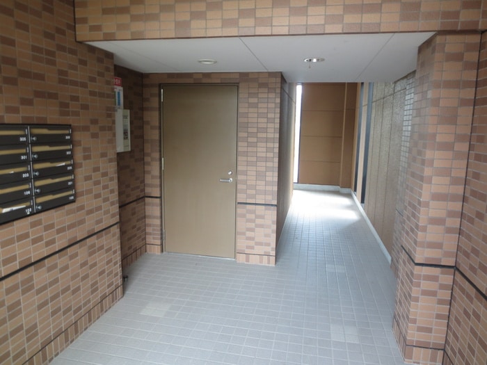 エントランス部分 カステル　ヴェッチオ