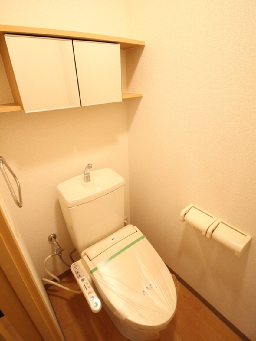 トイレ カステル　ヴェッチオ