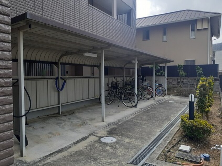 駐輪場 プリマベーラ