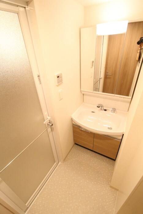 洗面 ﾌﾟﾚｻﾝｽ大阪天満リバーシア(1003)