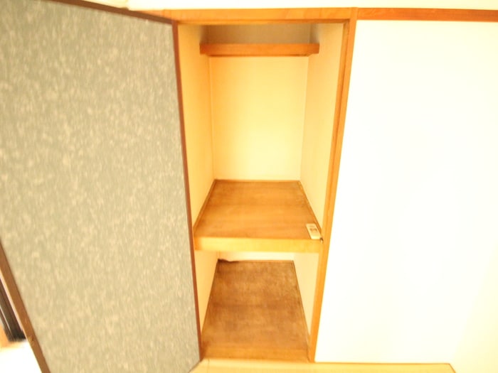 収納 グレ－スハイツ城南