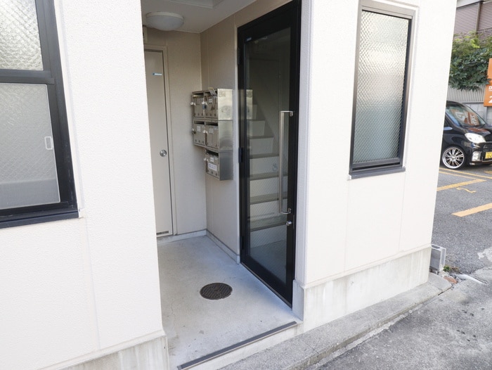 エントランス部分 前田マンション