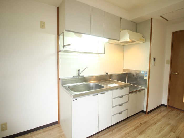 キッチン ト－シンコ－ポ川西