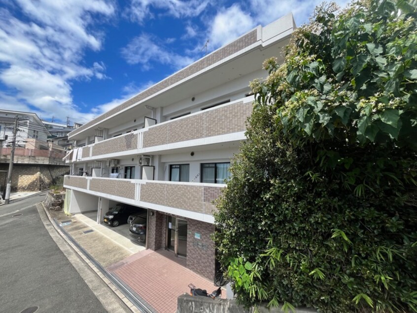 外観写真 ト－シンコ－ポ川西