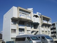 アヴニ－ル１番館