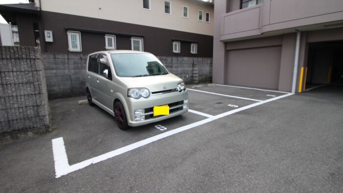 駐車場 ピソ　デ　ホベン