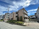 エクセル吹田の外観