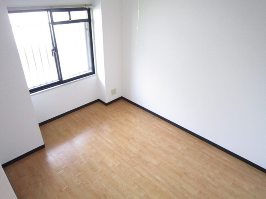 居室 サンシ－ズ南山手