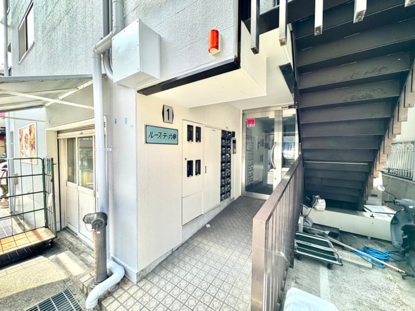 エントランス部分 ル－ス・デ・ロッコウ