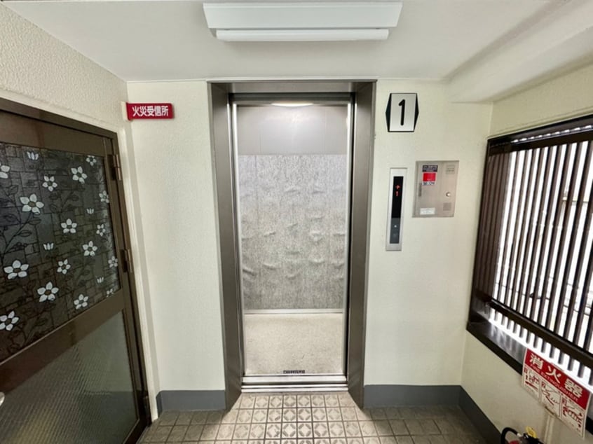 建物設備 ル－ス・デ・ロッコウ