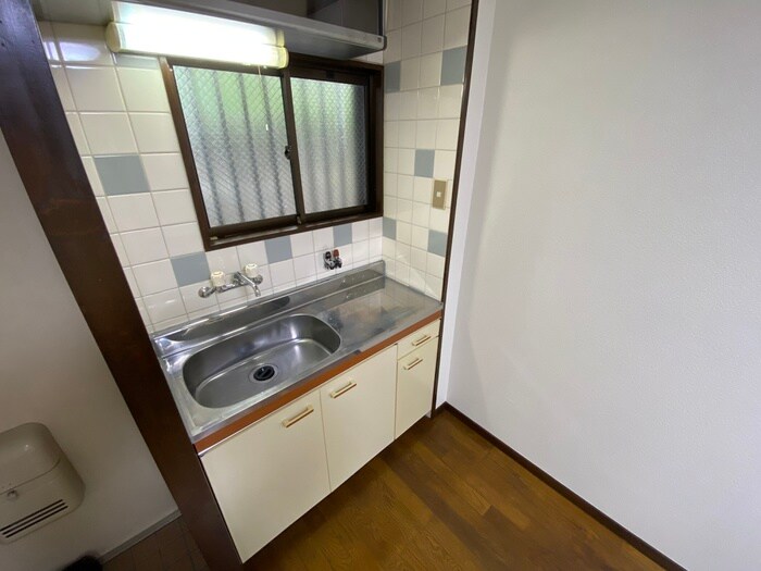 キッチン リバティ－石切