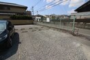 駐車場 リバティ－石切