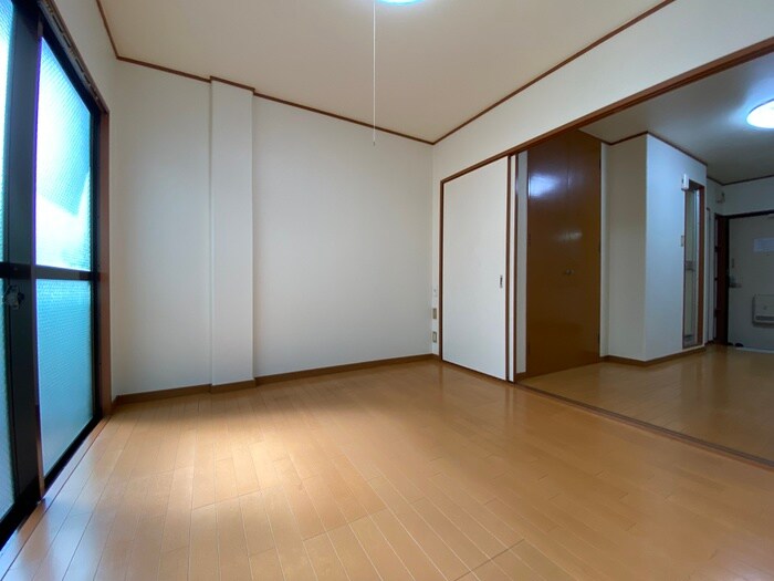 居室 リバティ－石切