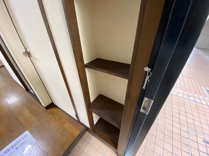 靴箱 リバティ－石切