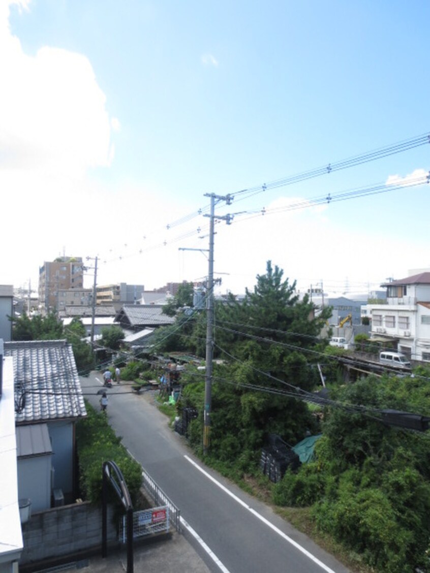 室内からの展望 リバティ－石切