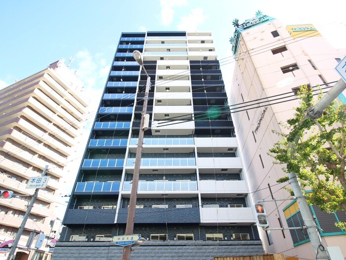 外観写真 ﾌﾟﾚｻﾝｽOSAKADOMECITYｸﾛｽﾃｨ(1303)