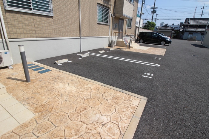 駐車場 グランドゥ－ル畷