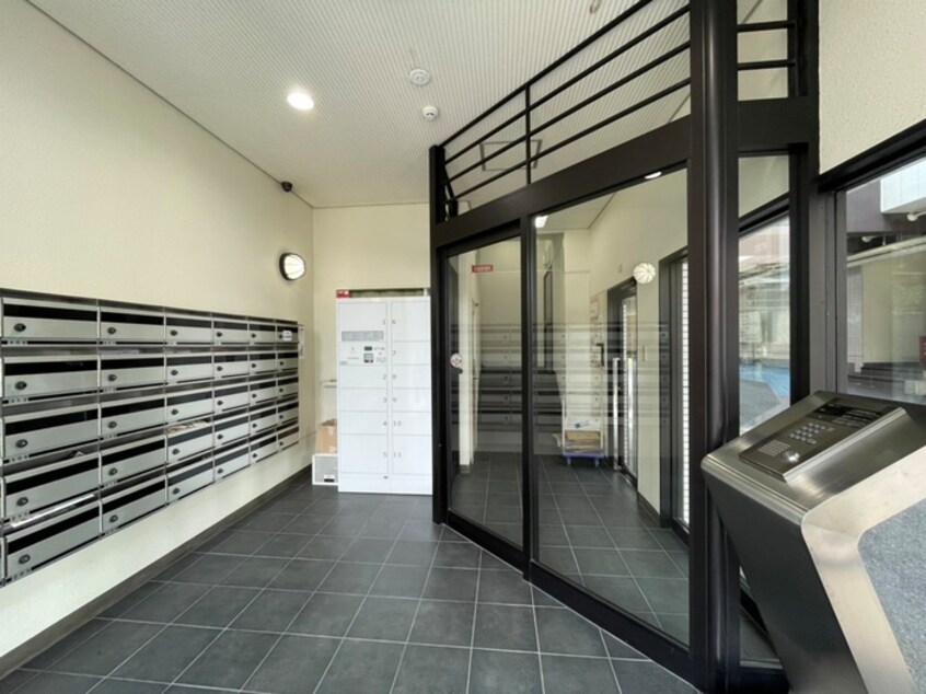 エントランス部分 パル大久保