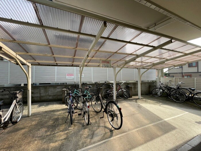 駐輪場 パル大久保