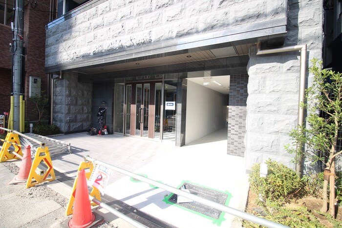 エントランス部分 ﾌﾟﾚｻﾝｽ新大阪ｽﾄﾘｰﾑ(406)