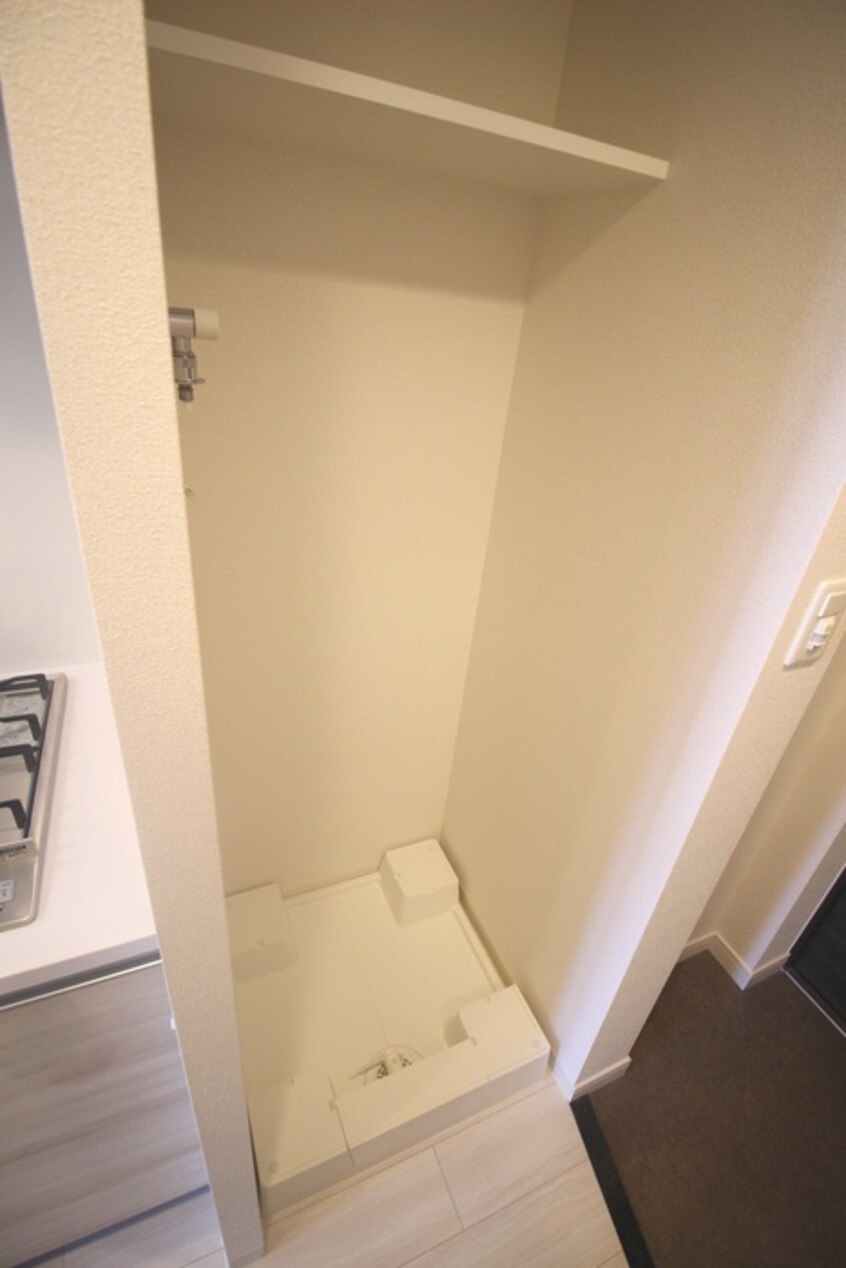 洗濯機置場 ﾌﾟﾚｻﾝｽ新大阪ｽﾄﾘｰﾑ(406)