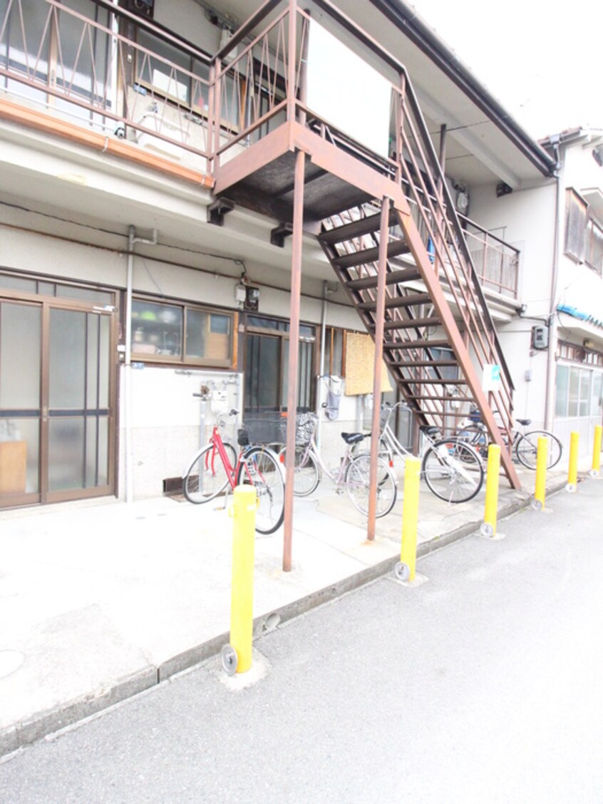 駐輪場 芝池文化