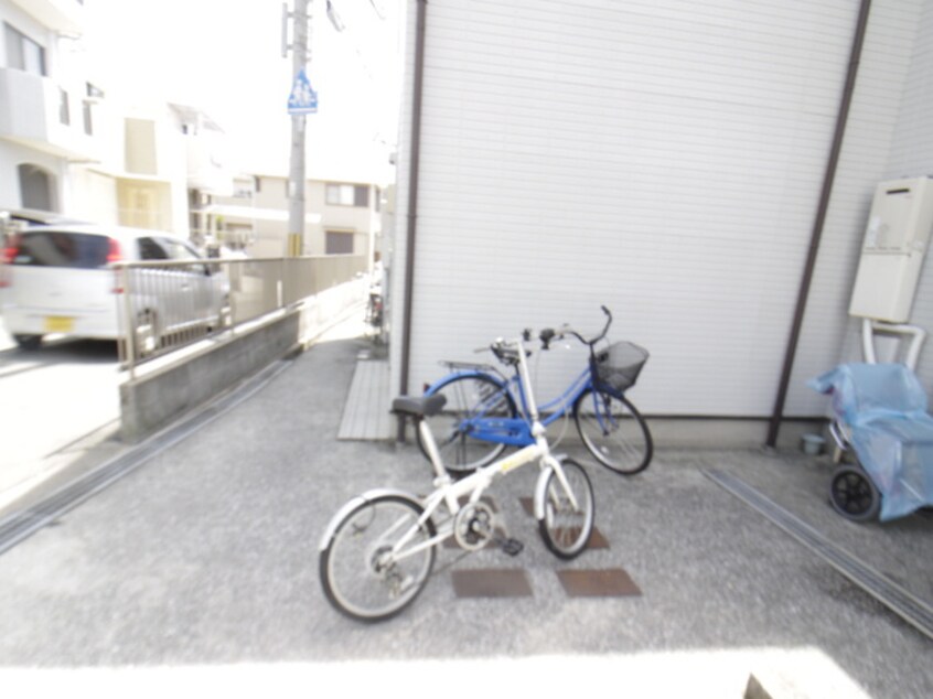 駐輪場 山下ハイツ