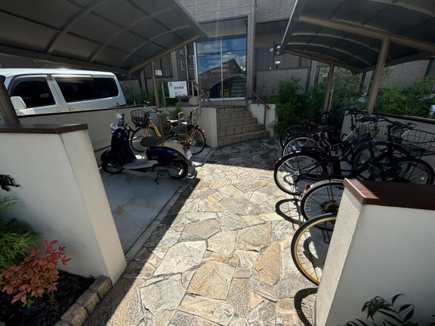 駐輪場 レスペランス向陽台