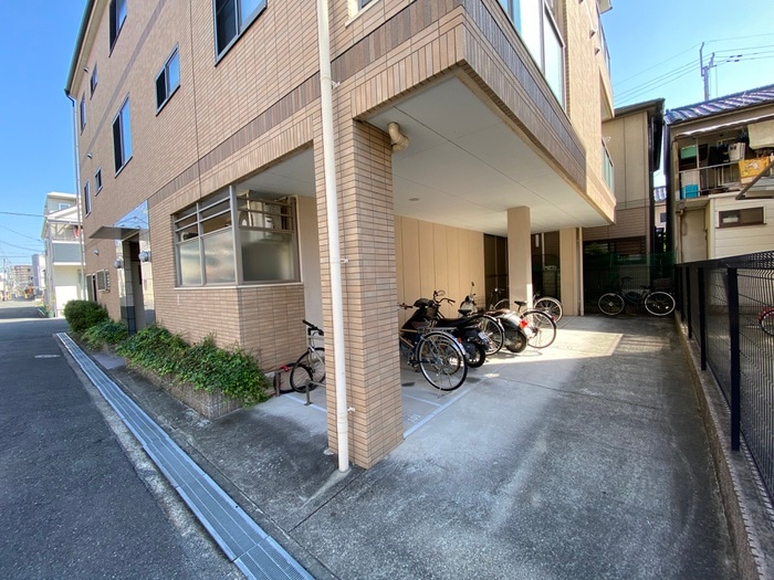 駐輪場 コ－トアルバ２