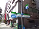 ファミリーマート瓦屋町２丁目店(コンビニ)まで120m ベルベ・ムラカミ