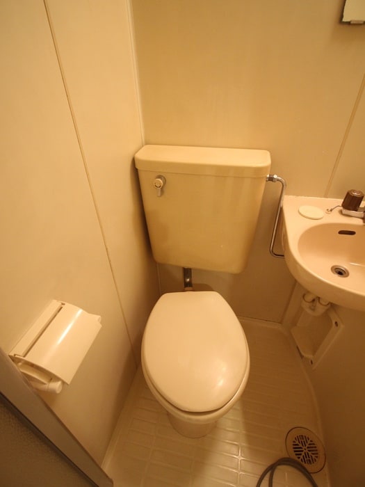 トイレ WH0′S　WHO　AP．　さぎす