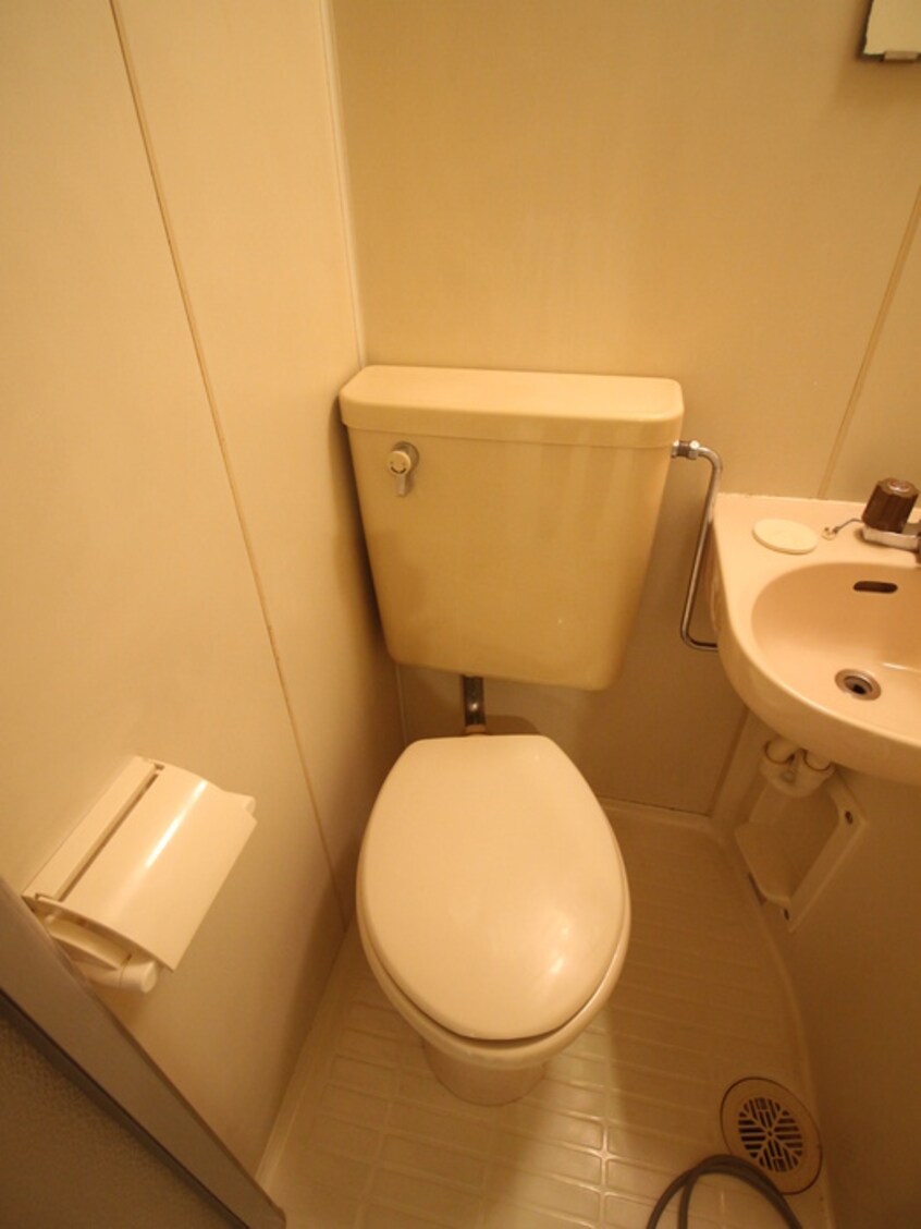 トイレ WH0′S　WHO　AP．　さぎす