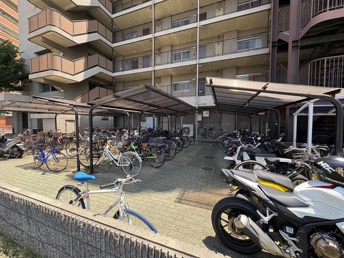 駐輪場 木の国ハイツ