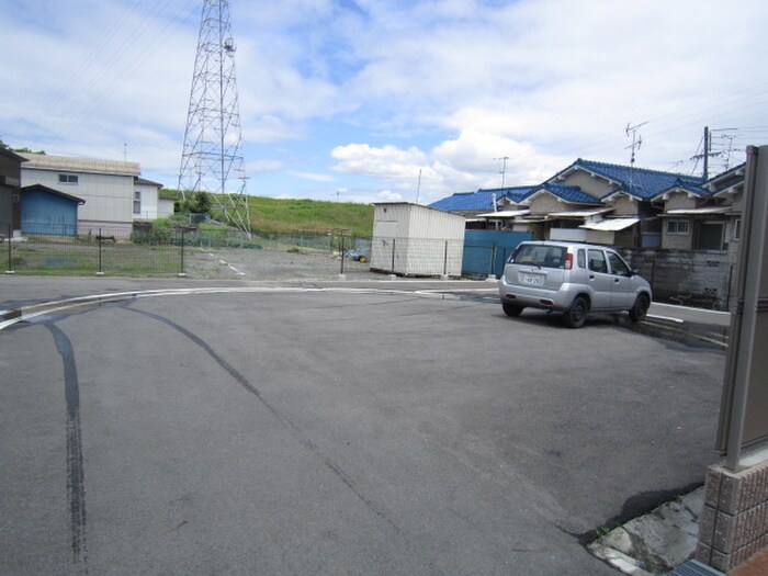 駐車場 ベルカーサⅠ番館