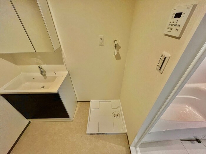 洗濯機置場 グランイニシオ都島