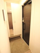 玄関 メゾン・リシェス