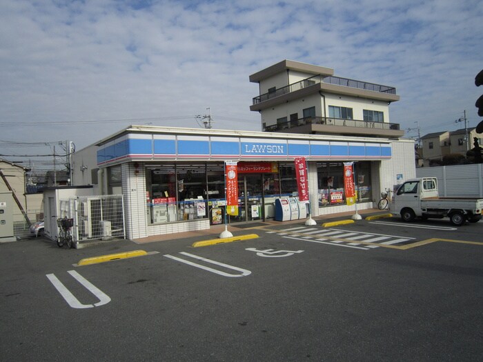 ローソン(コンビニ)まで595m メゾンドール若江北