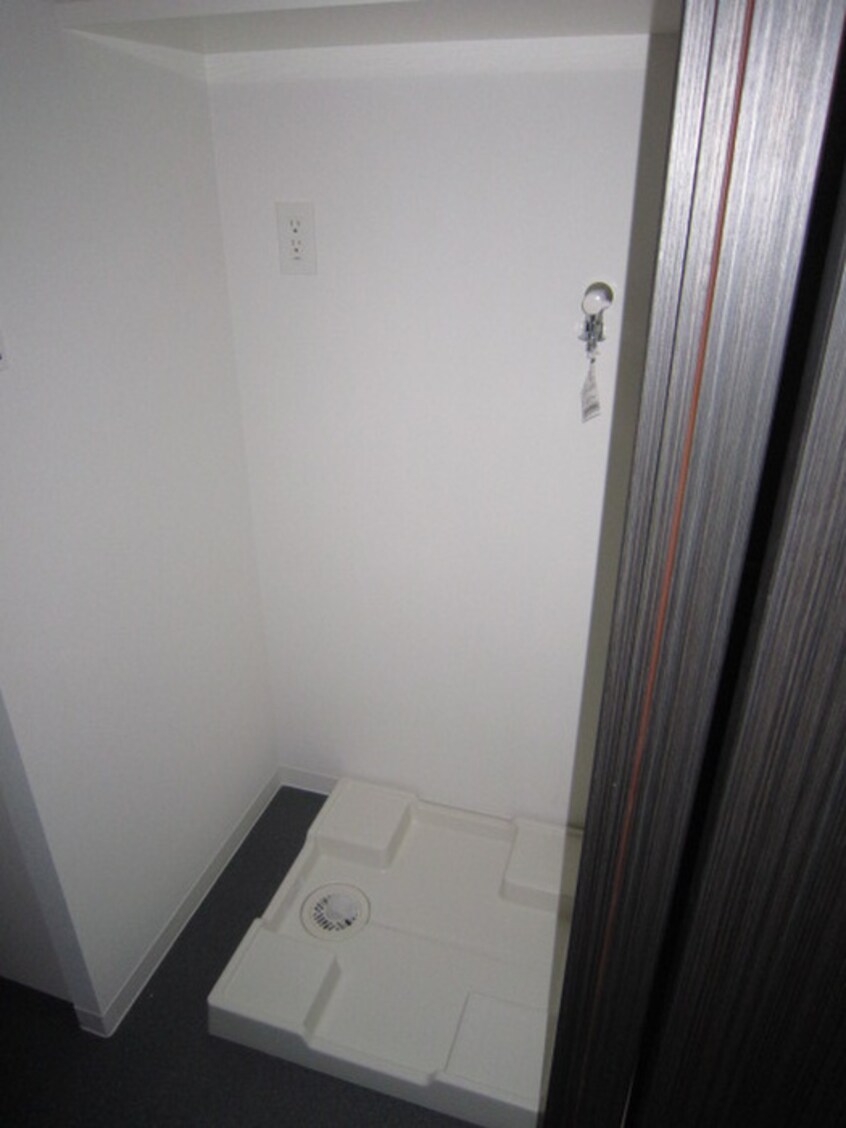 洗濯機置場 ミヤレジデンス西天満