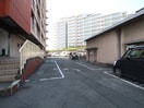 駐車場 千里ローレルハイツ