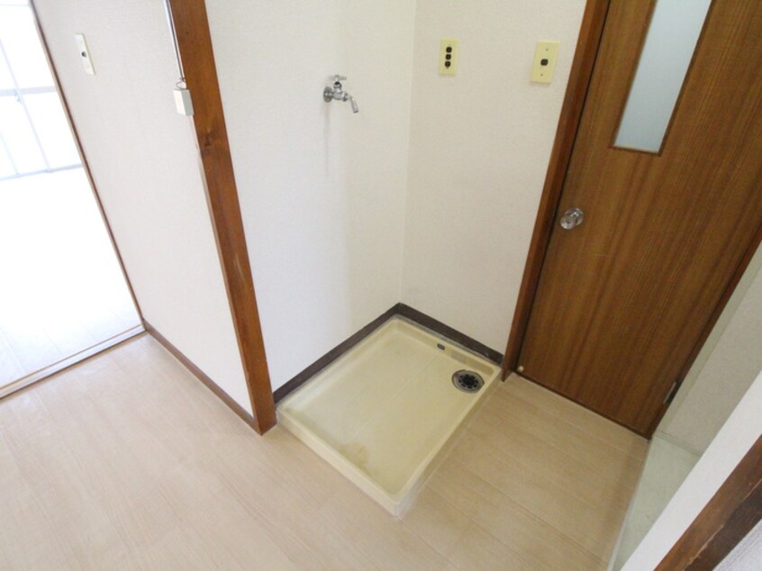 洗濯機置場 千里ローレルハイツ