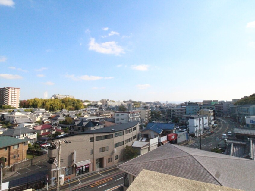 室内からの展望 千里ローレルハイツ