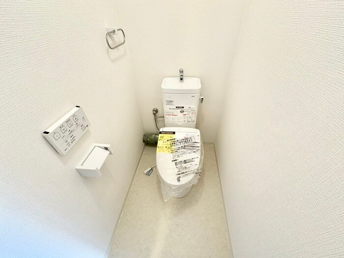 トイレ ラ　・　ヴィータ　豊里