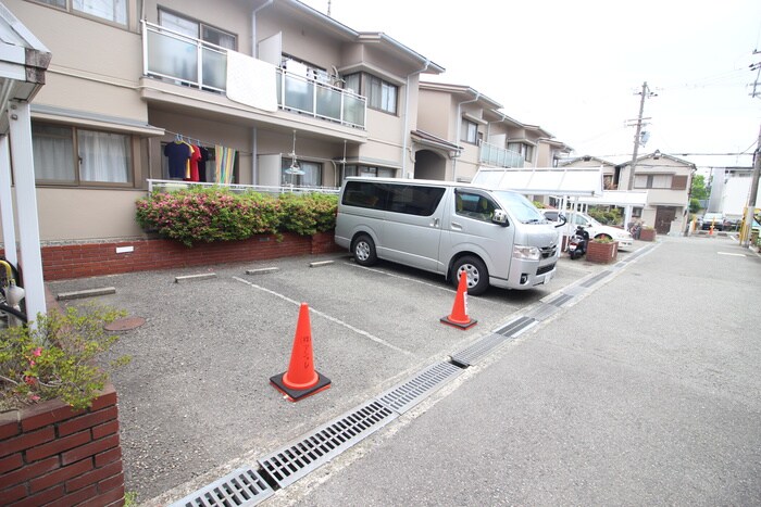 駐車場 ハイツフル－ル