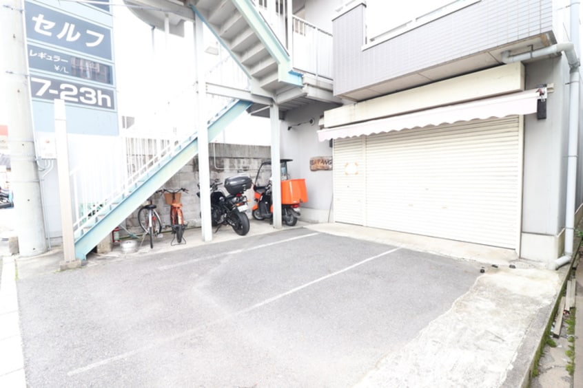 駐車場 ラ－クヒルズ