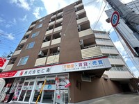 Ｆｏｕｒ　Ｓｅｖｅｎ八条口